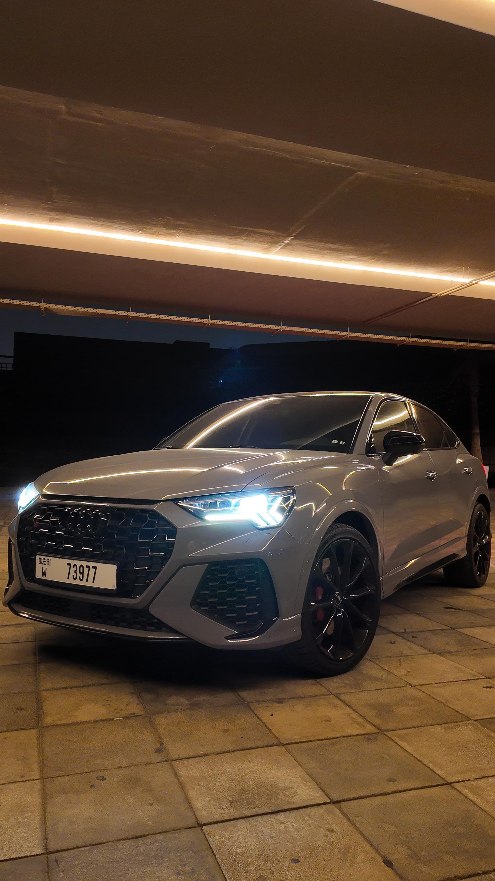 Luxury car available for rent in Dubai